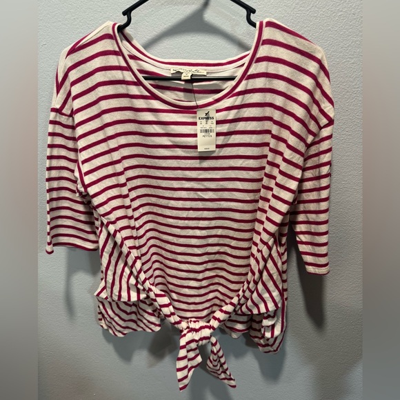 NWT Express top - Picture 2 of 5